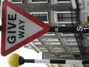 (BrE) Give Way